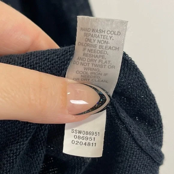 J Jill Sweater Womens Size Medium Navy Blue Knit Floral Applique Neckline - Picture 7 of 9